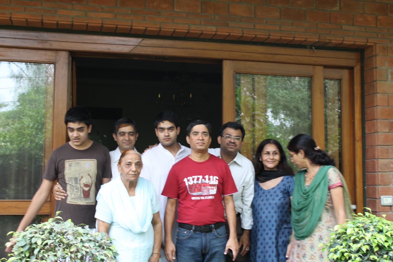 Family of Kunwer Sachdev